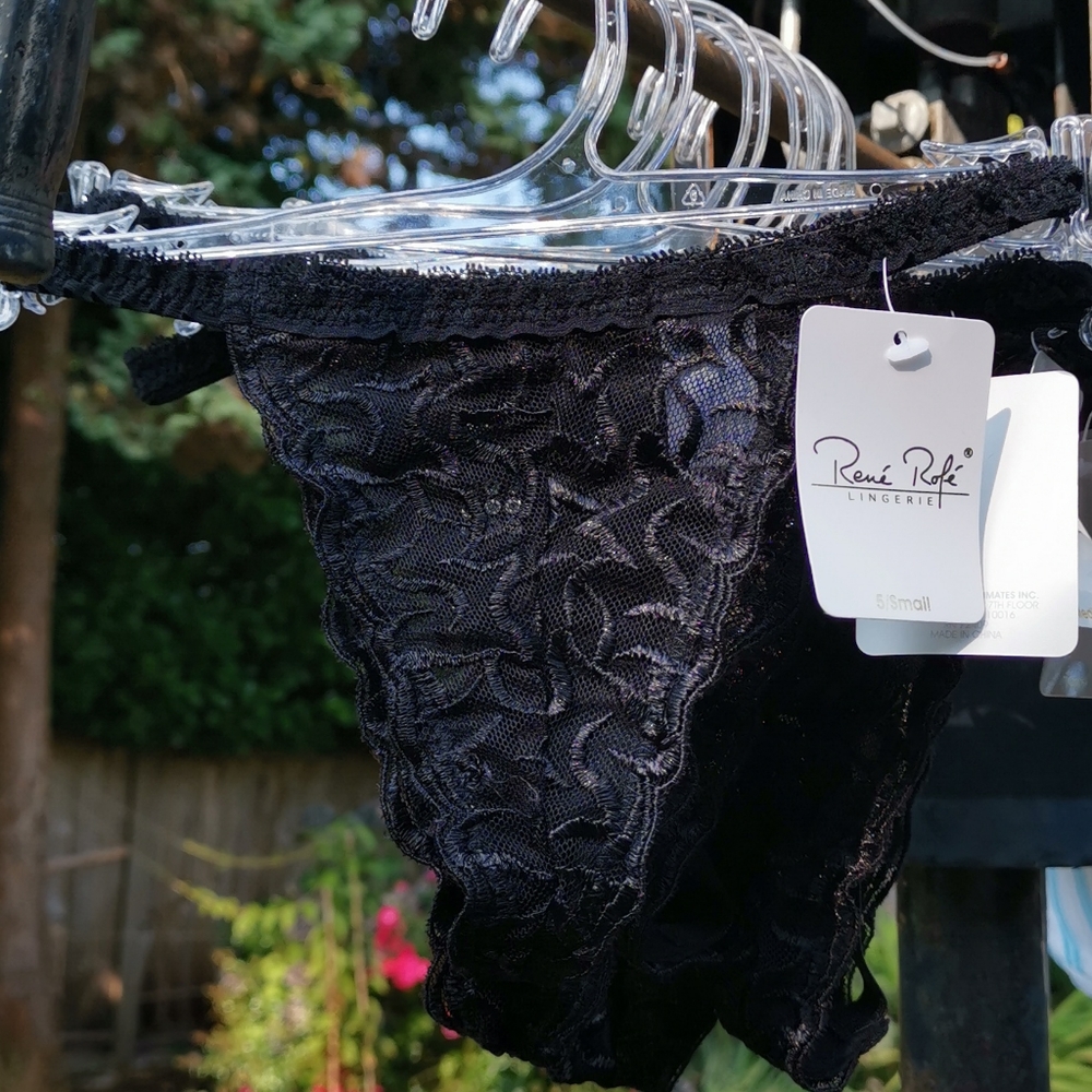 Rene Rofe Black Lace G-String Bottoms